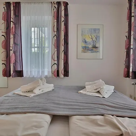 Apartment Domizil Gartenstrasse Domizil Gartenstrasse 4 4 *